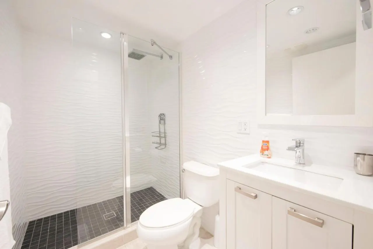 Beach Living At Island Pine Villas Blse George Town Lejlighed